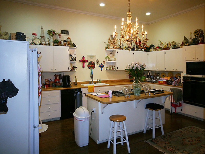 Spanish Kitchen Before Remodeling